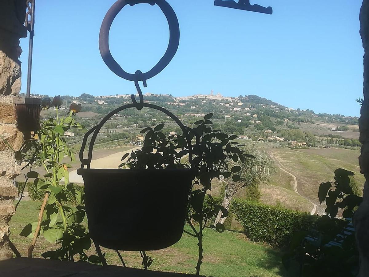 Agriturismo Casa Al Povero โวลแตร์รา ภายนอก รูปภาพ