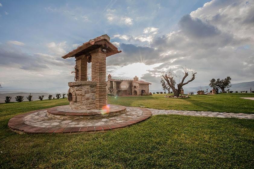 Agriturismo Casa Al Povero โวลแตร์รา ภายนอก รูปภาพ